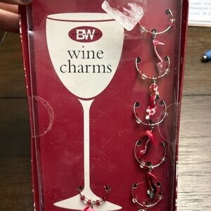 Wine Red‎ Charms Set